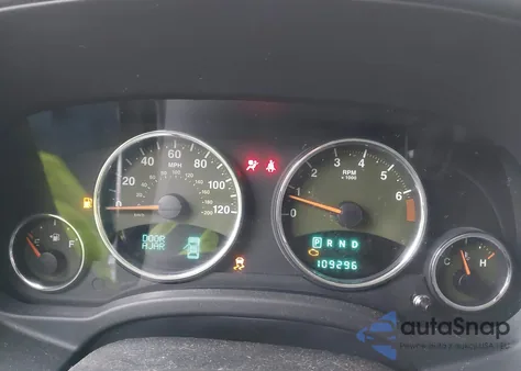 2011 Jeep Patriot Latitude X z USA, uszkodzony, nr VIN 1J4NF4GB2BD167016